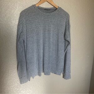 Eddie Bauer Women’s Sweater Gray Classic Casual Crewneck Soft High Split Hem S